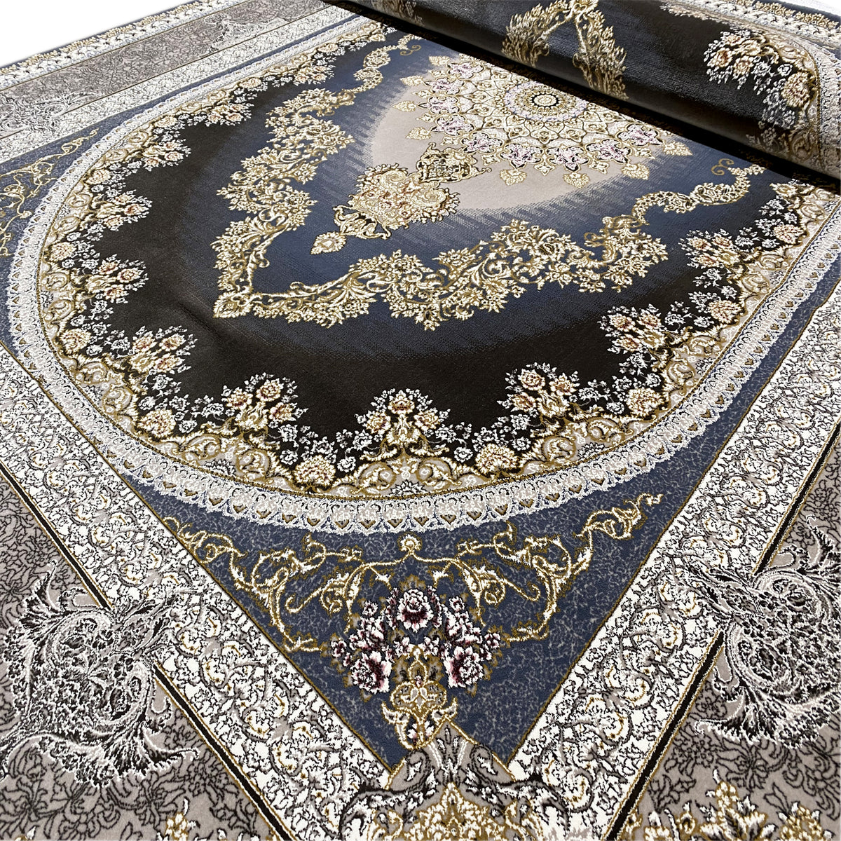 Tappeto 170x240 cm con medaglione blu scuro, motivi barocchi decorati in oro e bordo