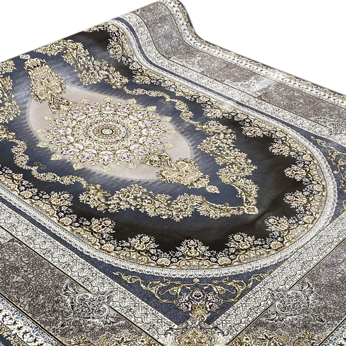 Tappeto 170x240 cm, vista ravvicinata: superficie blu scuro con motivi circolari e bordo argentato