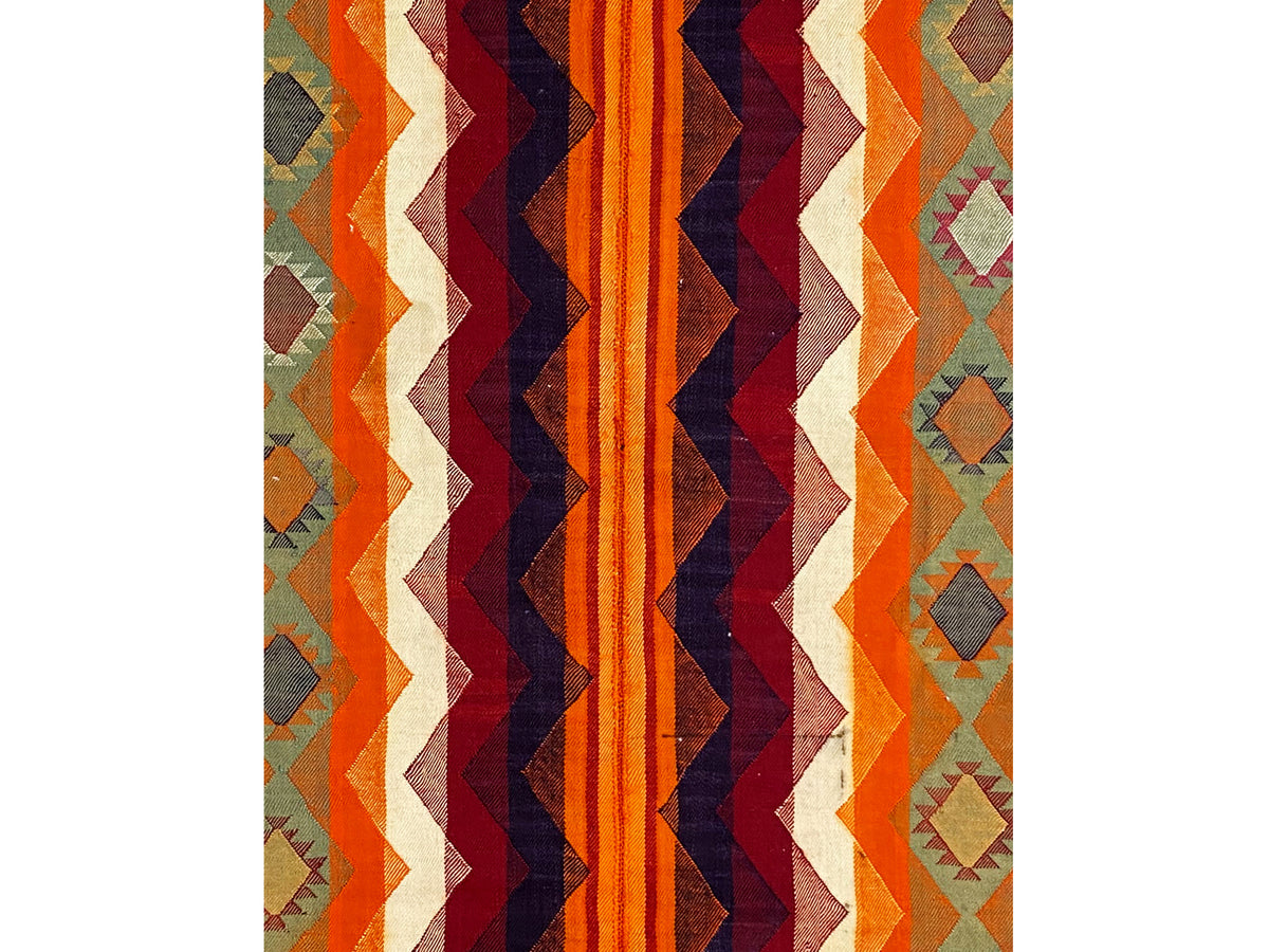 Tappeto Jajim rettangolare con motivo a zigzag in arancione, blu scuro e crema