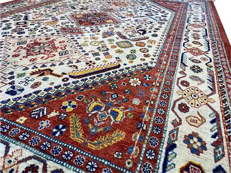 Qashqai - Klassisch (243x173 cm) - German Carpet Shop