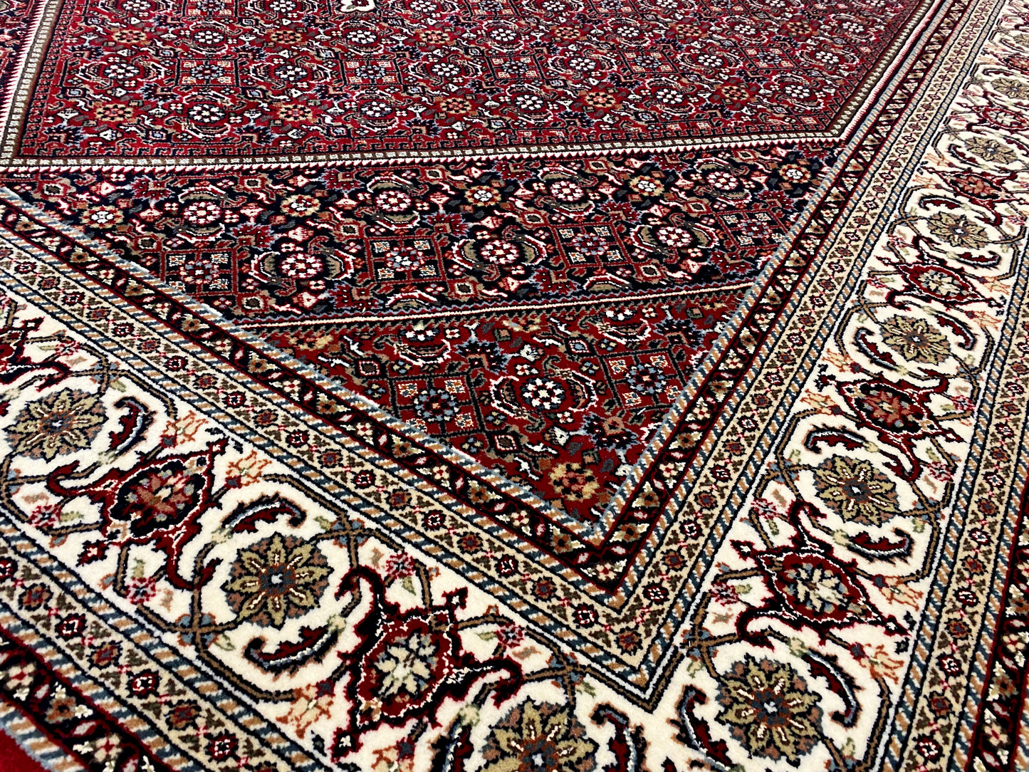 Handgeknüpfter Bidjar Teppich langlebige Wolle edles Design