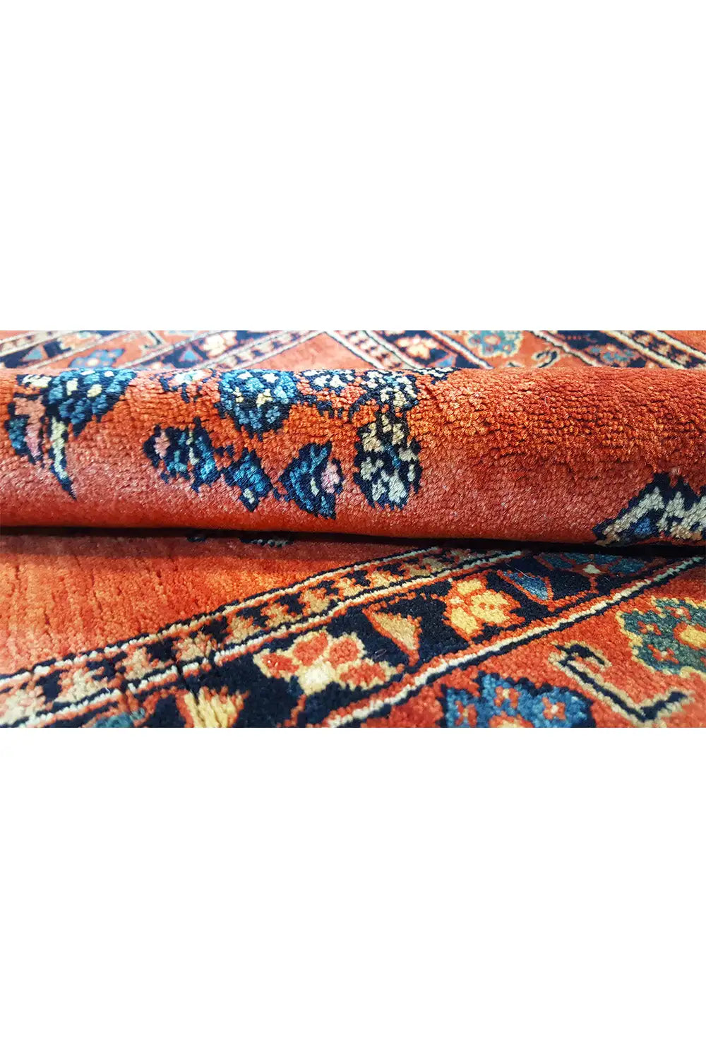Qashqai Exklusiv 24040 - (155x119 cm) - Premium Teppich from German Carpet Shop - Just €1590! Shop now at German Carpet Shop