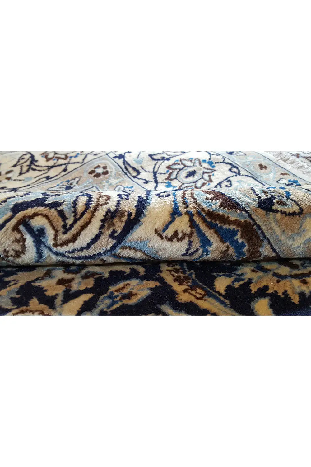Nain - 265611111 (305x204 cm) - Premium Teppich from German Carpet Shop - Just €1900! Shop now at German Carpet Shop