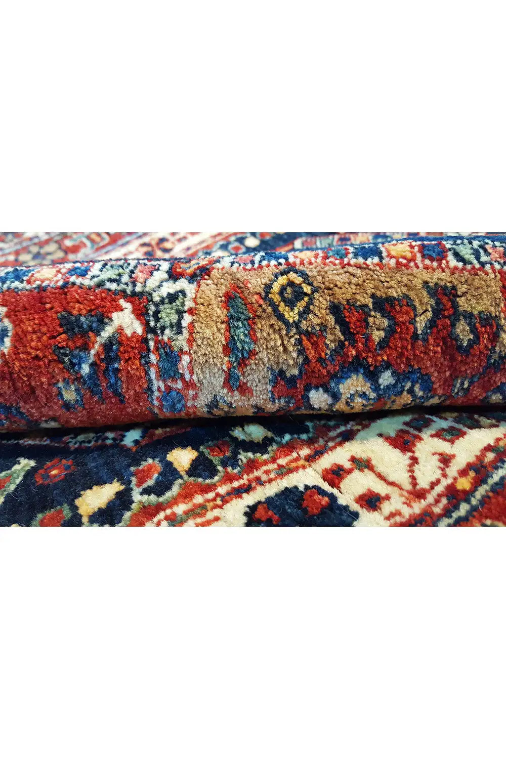 Qashqai Exklusiv 9400087 - (167x103 cm) - Premium Teppich from German Carpet Shop - Just €1200! Shop now at German Carpet Shop