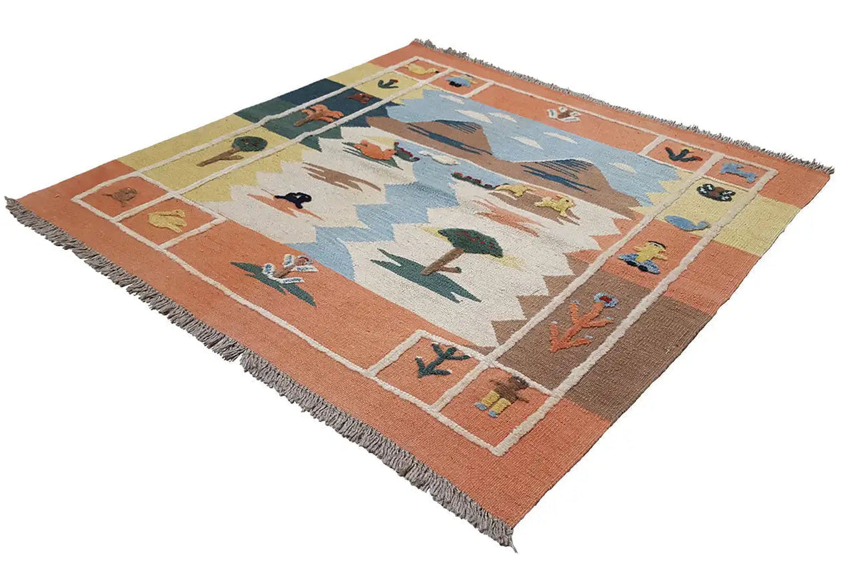 Tappeto kilim, visualizzato ruotato; motivo geometrico multicolore, bordo arancione
