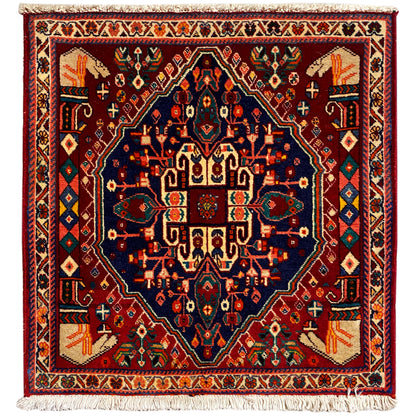 Tappeto Poshti 64x64 cm, quadrato, rosso bordeaux con ornamento blu, frange