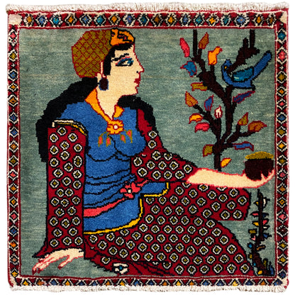 Tappeto Poshti 68x63 cm con figura, motivo ad albero, bordo multicolore e frange