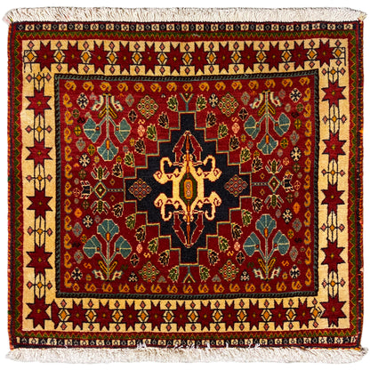 Tappeto Poshti, 60x58 cm, motivo rosso con medaglione nero e frange