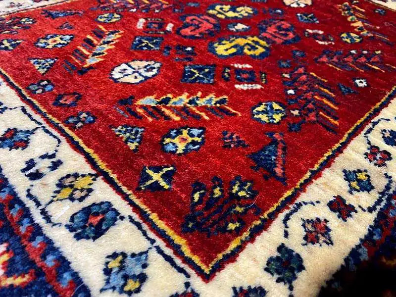  Qashqai Exklusiv (57x52 cm) - Premium Teppich from German Carpet Shop - Just €225! Shop now at German Carpet Shop