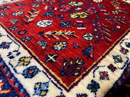  Qashqai Exklusiv (57x52 cm) - Premium Teppich from German Carpet Shop - Just €225! Shop now at German Carpet Shop