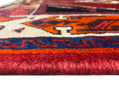 Shiraz Qashqai-Teppich Detail mit roten Florhöhe und geometrischen Mustern, mit Fransen