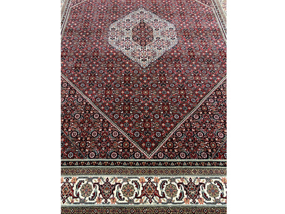Bidjar Teppich für Wohnzimmer, rot-creme, robust und elegant, 241x175 cm