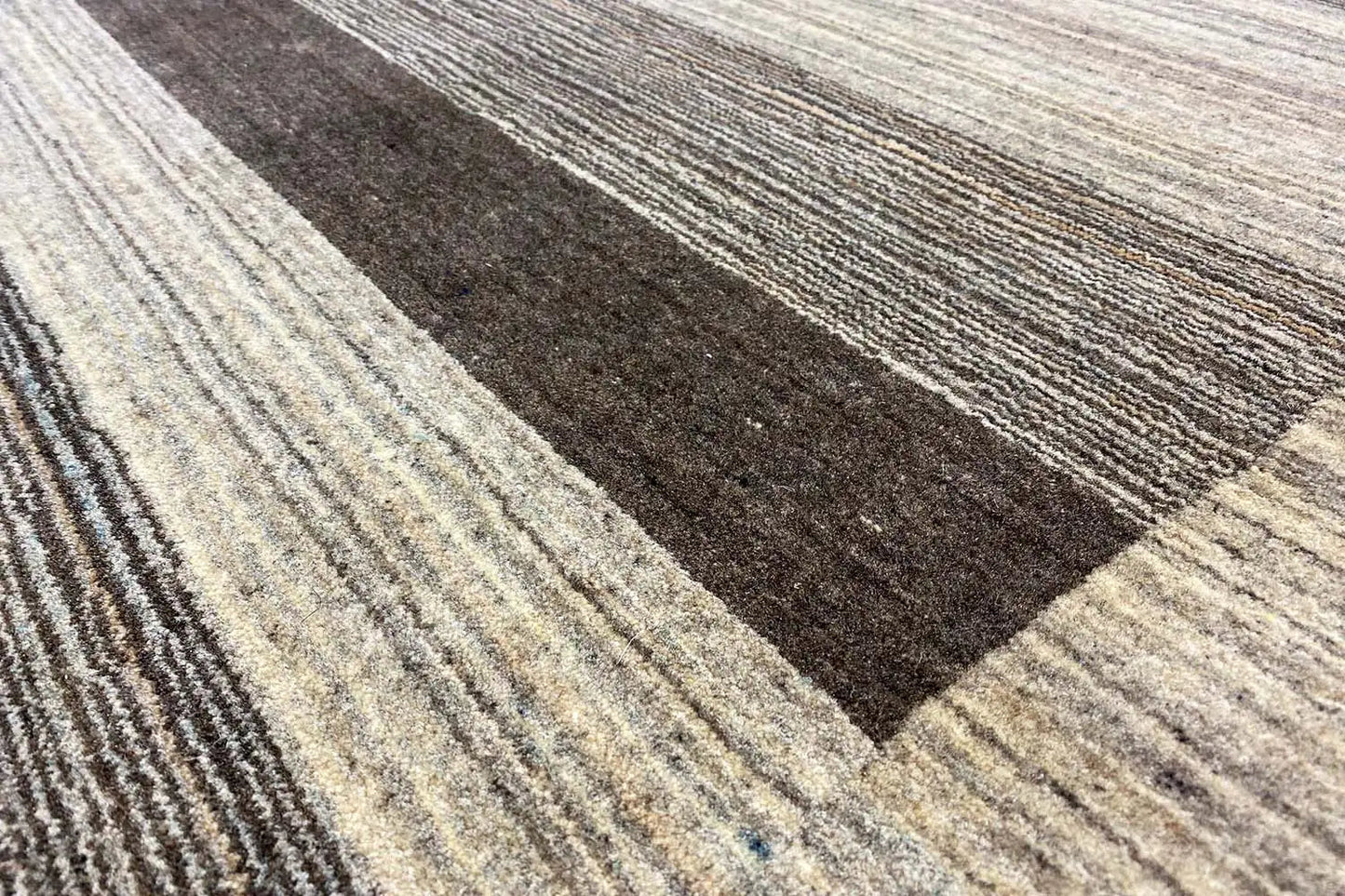 Gabbeh - Loom 156 (242x172cm) - German Carpet Shop